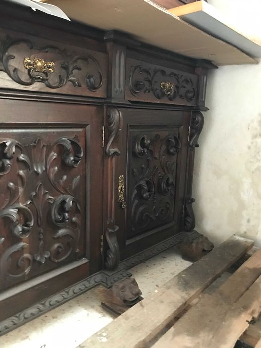 Sala em Madeira Trabalhada