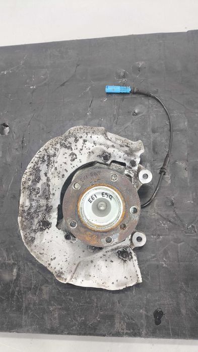 Manga de Eixo Frente Esquerda com Cubo BMW Serie 5 (E60/E61) 6760.953