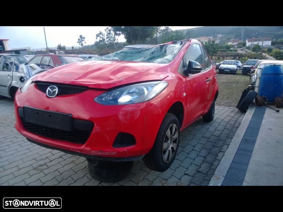 Mazda 2 2010 para peças