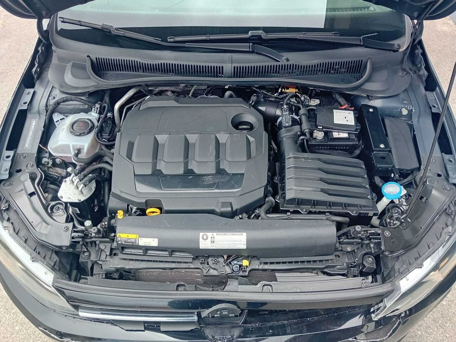 VW Polo 1.6 tdi ( pequeno sinistro )