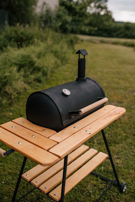 Grill ogrodowy z butli gazu LPG węglowy