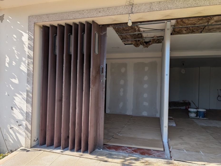 Portão Fole castanho