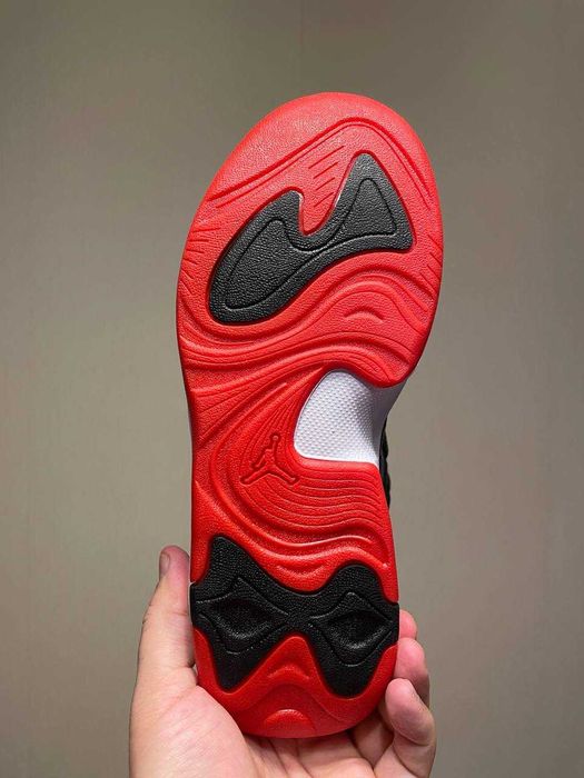 Кросівки Nike Air Jordan Max Aura 7 Bred premium