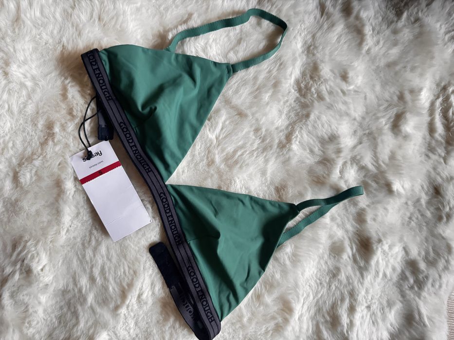 Бюстгальтер, нижнее белье, верх от купальника, треугольные чашки лифа