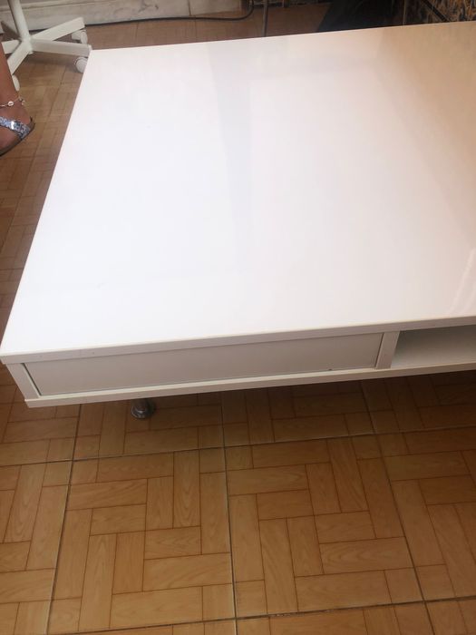 Mesa de centro como nova