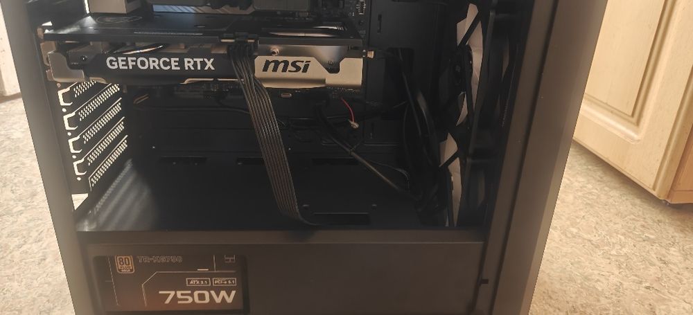 гарна ціна. Комп'ютер В850М AMD 5 9600/32GB/1TB/RTX 5060TI 8GB