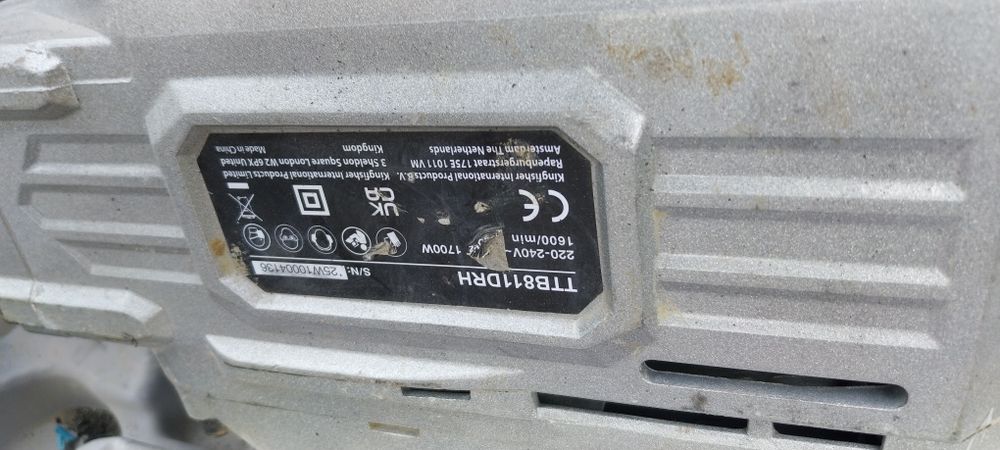 Titan Młot Wyburzeniowy 1700 W