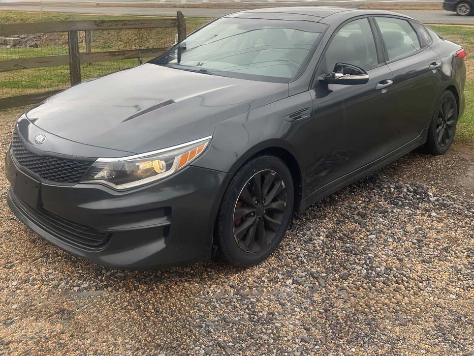 Kia Optima      2016