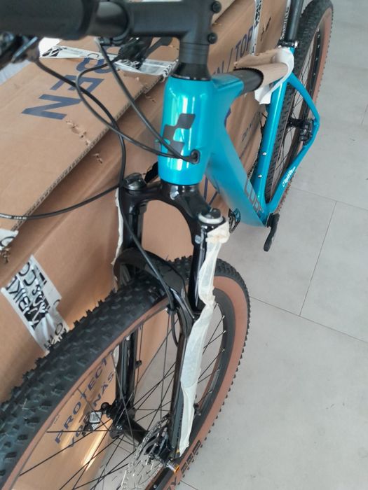 Nowy Cube Reaction C:62 One carbon'n'white ,aquamarine´n´black M /L/XL