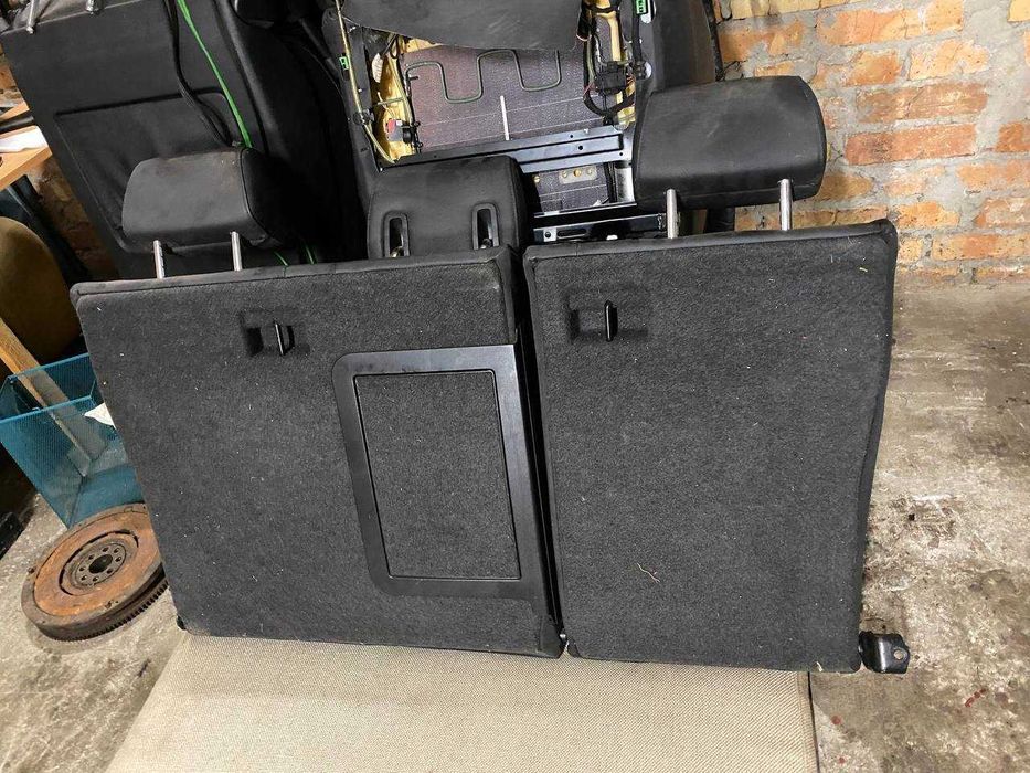 Диван задний BMW E82