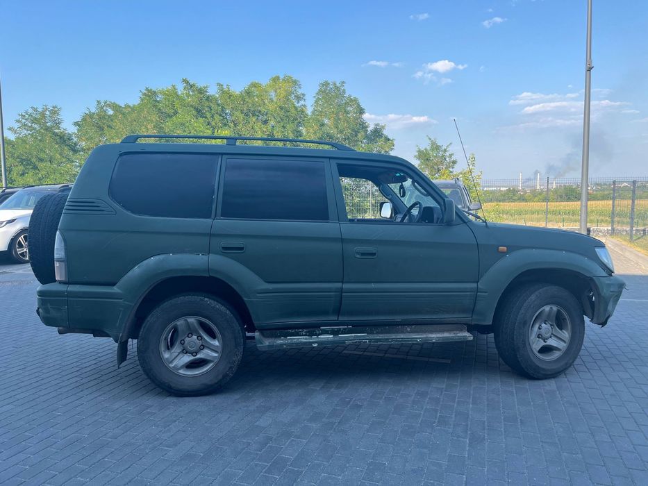 Toyota Land Cruiser Prado 90