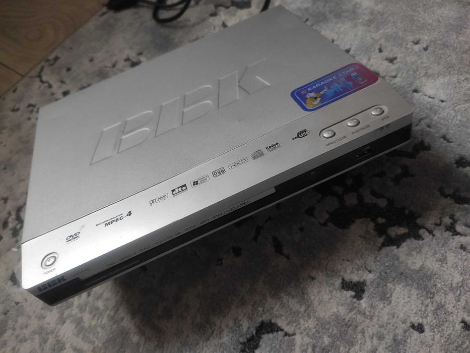 dvd-програвач BBK караоке