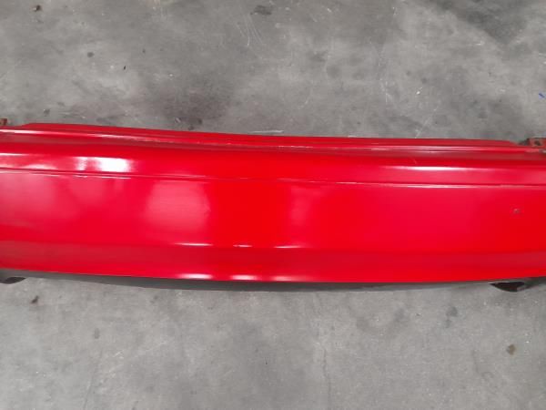 Pára-choques trás MAZDA 323 P V (BA)