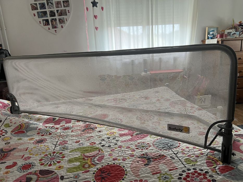 Barreira de protecao para cama 150cm.