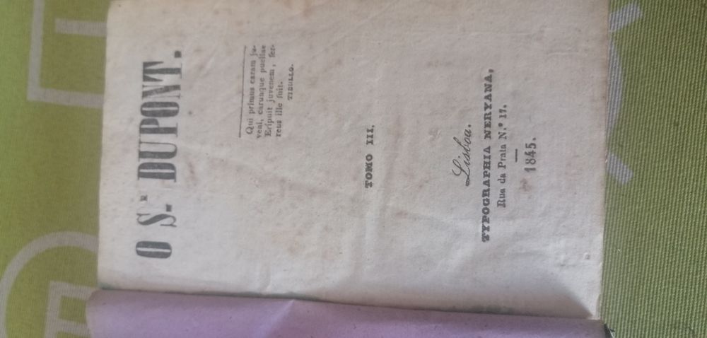 Livros antigos interessantes