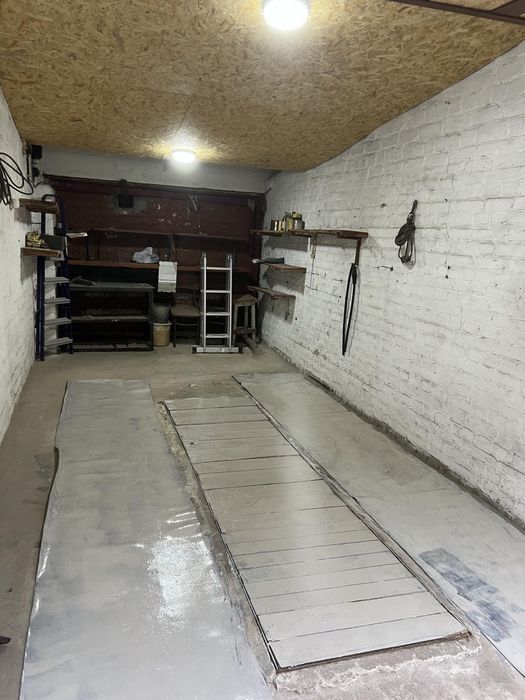 Сдам гараж в самом центре города Без отключения света