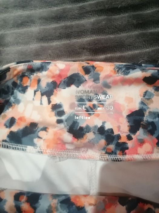 Conjunto de camiseta e calção da lefties