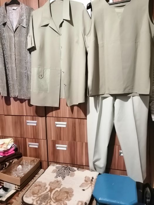 Zestaw spodnie i bluzki roz 48
