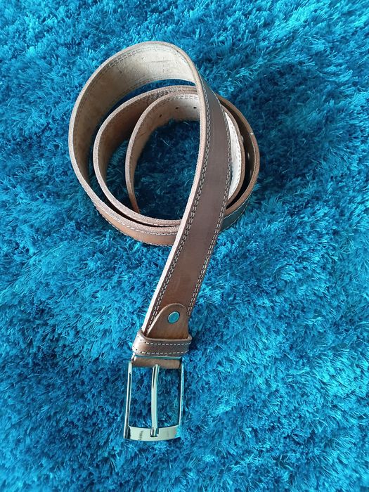 Cintos em couro 100% naturais feitos á mao