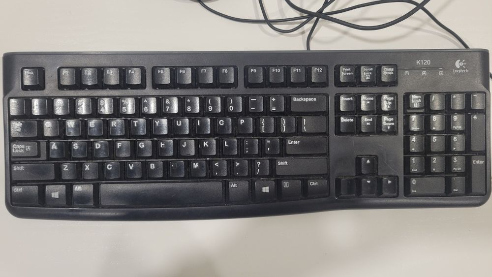 Combo Rato PC Logitech M-UAE96 USB & Teclado Logitech K120 US
