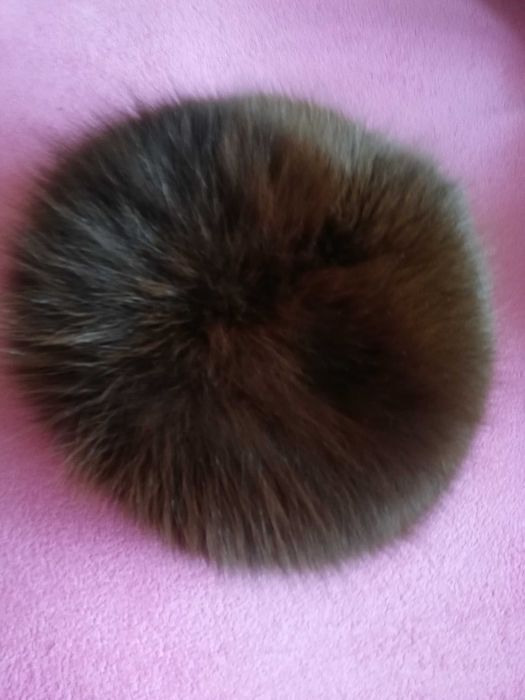 Damska brązowa czapka z lisa