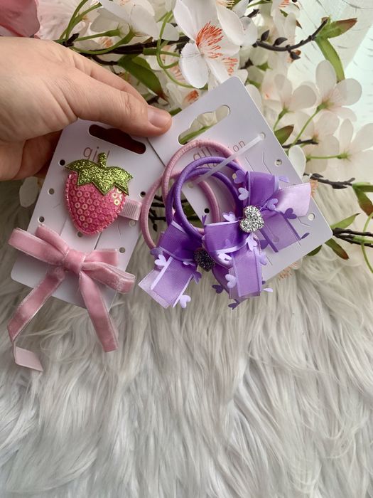 Zestaw spinek i gumek do włosów dla dziewczynki