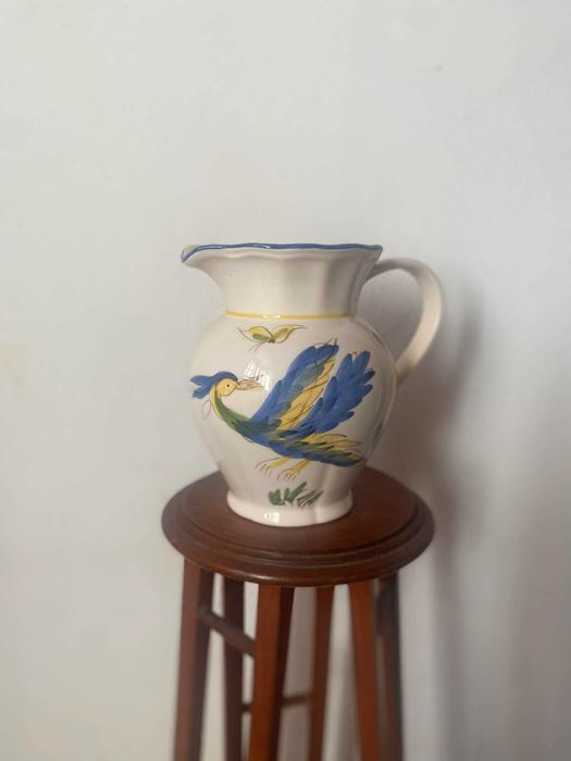 Coisas antigas,quadros cadieiros e vasos