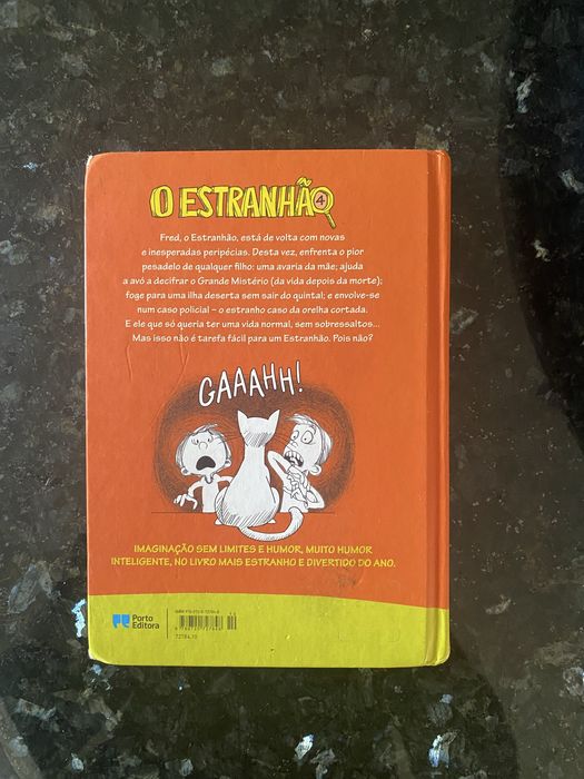 Livro O estranhão 4