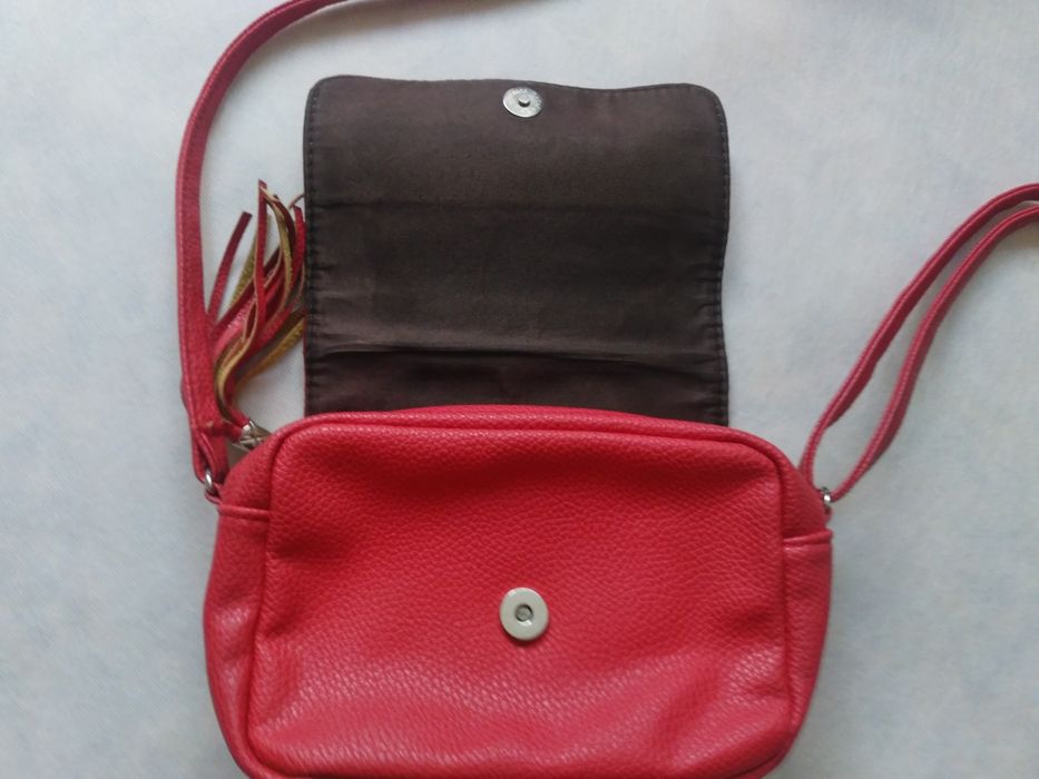 Сумочка женская красная