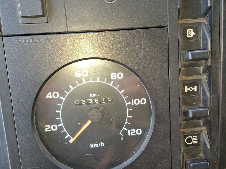 Samochód strażacki volvo FL6
