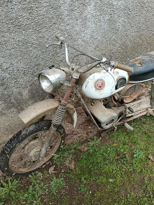 Mota peças marca Casal