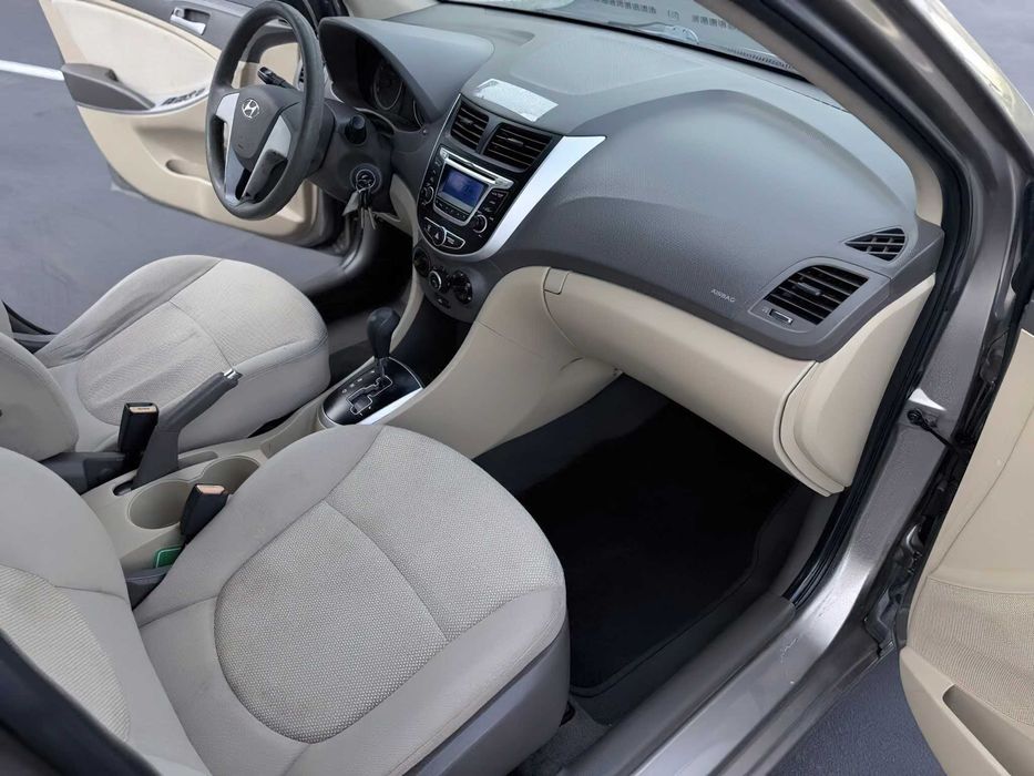 Hyundai Accent      2015
