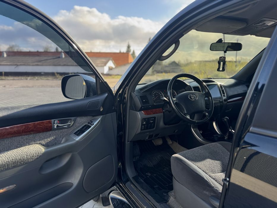 Toyota Prado 120 2,7 2006