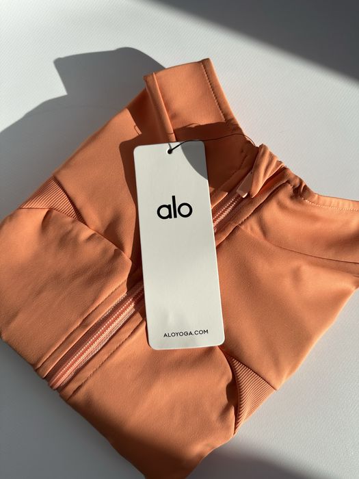 Кофти Alo yoga з пальчиком