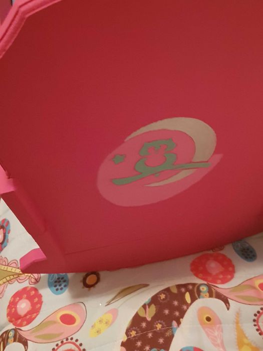 Berço para bonecas em madeira pintado à mão, anos 70