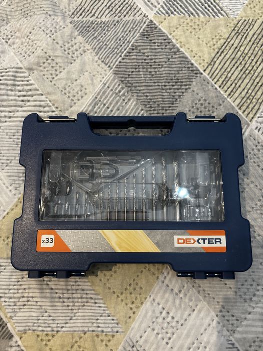Berbequim percutor com fio DEXTER 650W + 33 Brocas e pontas.
