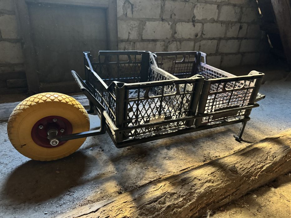 Продам тачки для сбору полуниці