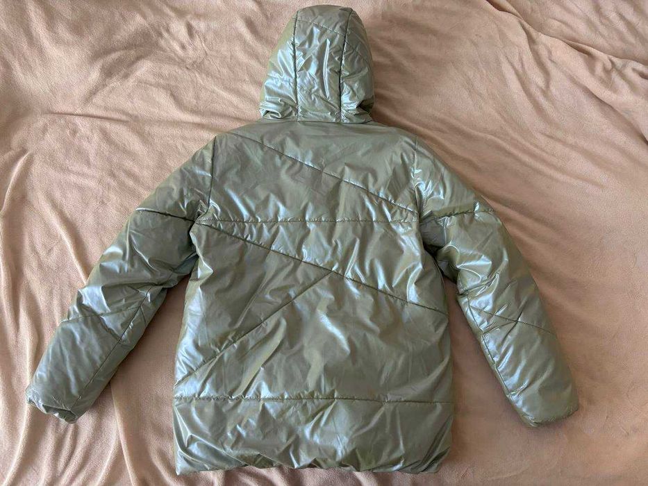 Куртка жіноча  осінь