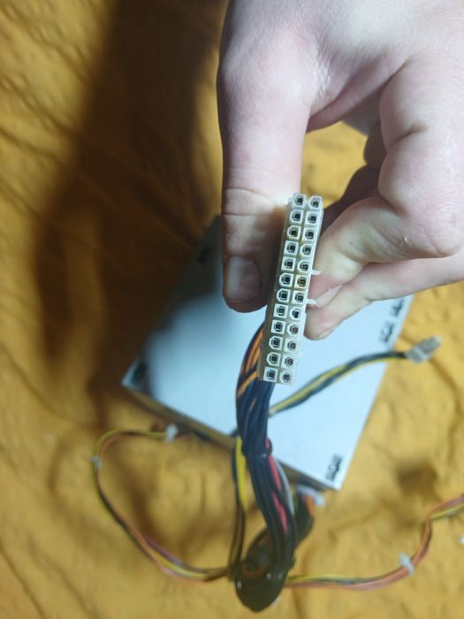 Продам блок живлення на 500w