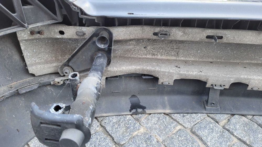 AUDI A4 B5 (8D) - Para-choques Traseiro Carrinha ORIGINAL Pré-Facelift