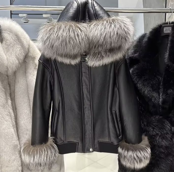 Kontantto kurtka czarna skora naturalna kaptur futro lis xs-3xl