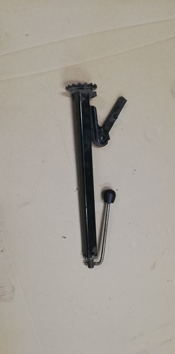 Fiat 126p podnośnik lewarek ładny stan