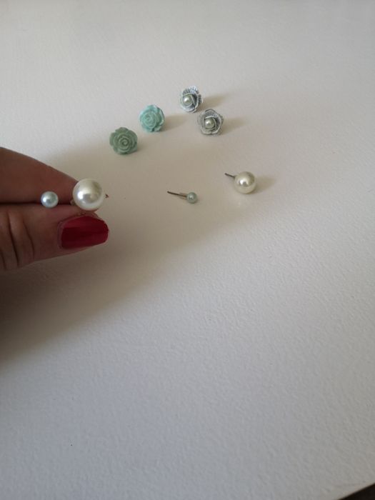 Zestaw kolczyków - różyczki - perełki - pastelowe.