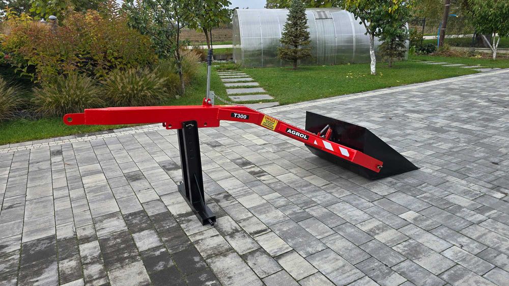 Nowy ładowacz na tył  do ciągnika C330 C360 itd – z łyżką lub widłami