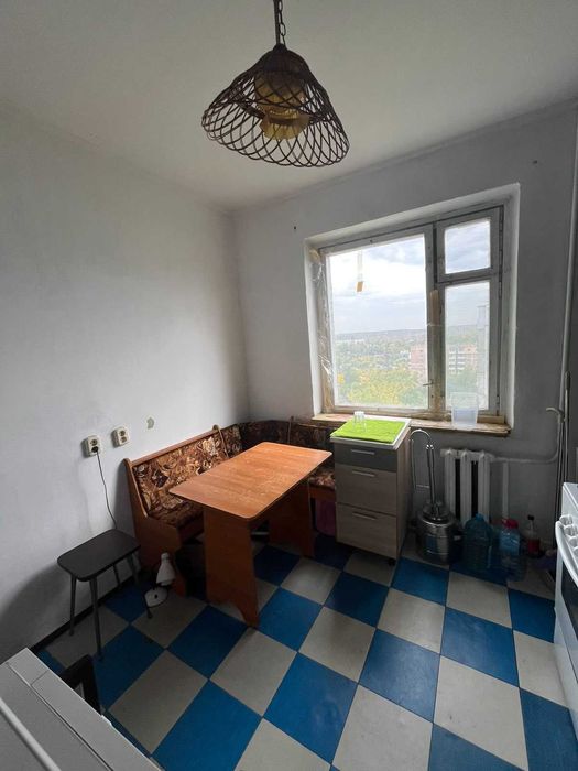 *Однокімнатна квартира, Дніпровський р-н, по вул. Сергія Синенка