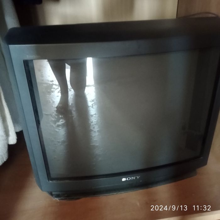 Телевизоры " SONY", " ВЕКО"- 1шт