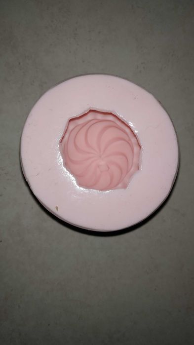 Продам силиконовую форму кекс мафин