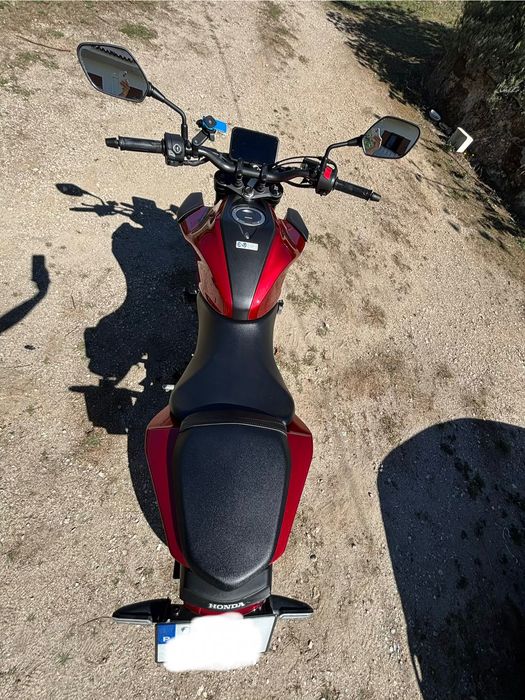 Honda CB125R 2024