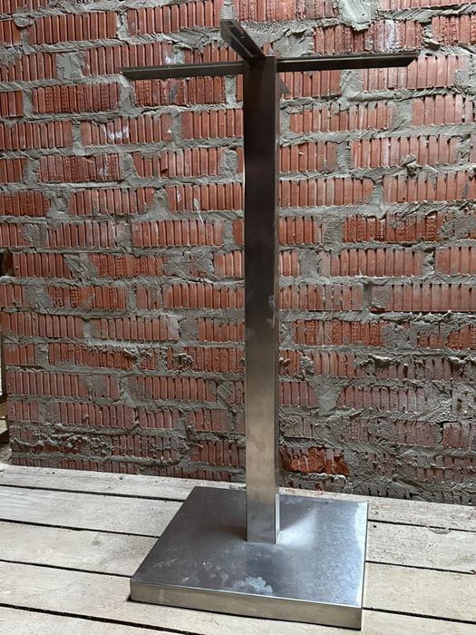 База ніжка нержавійка для напівбарного столу