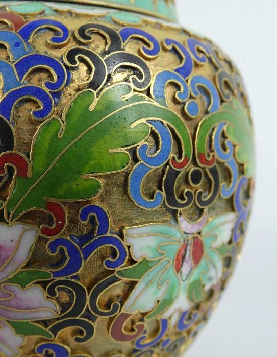 BOMBONIERA para puzderko emalia CLOISONNE kwiat słoik imbiru
